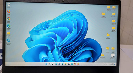 Lenovo V15-ADA 