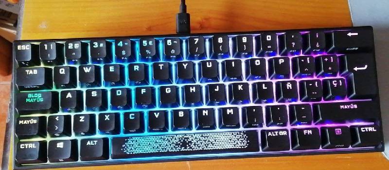 mejores teclados 60 por ciento